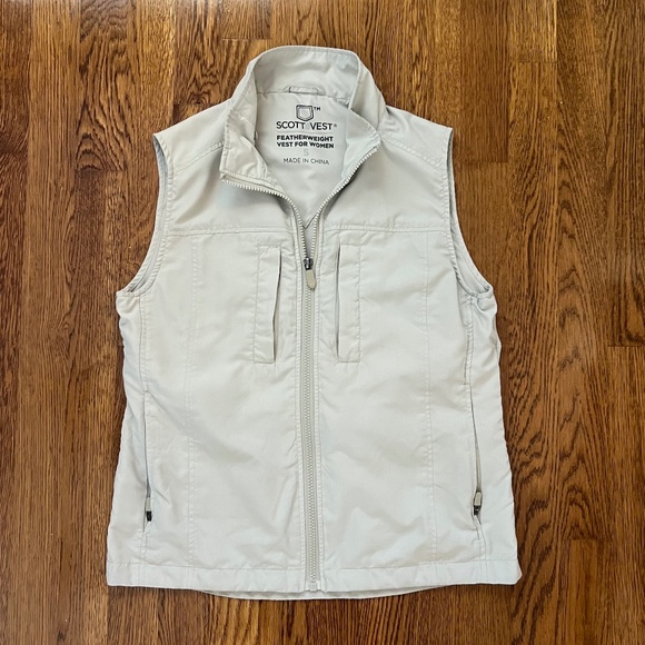 ScotteVest Featherweight Vest - Women - Picture 1 of 15